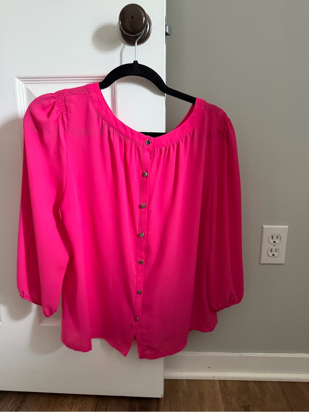 Women’s Hot Pink Button-Back Blouse